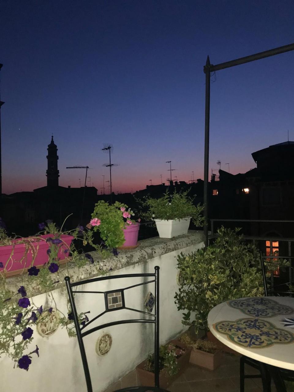 B&B La Terrazza Dei Miracoli Veneza Exterior foto